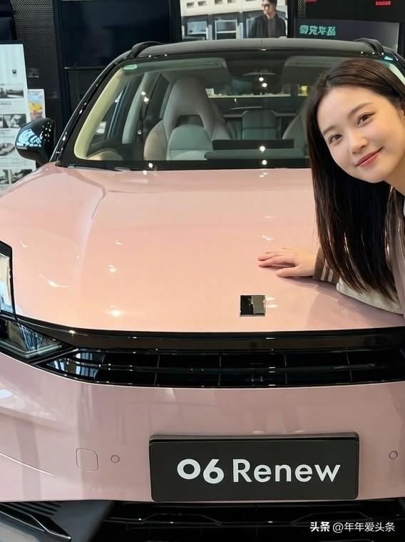 汽车不只是我们的代步工具，更是为我们遮风挡雨的小港湾。装得下柴米油盐，也装得下诗