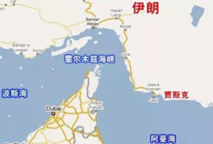 全球能源咽喉霍尔木兹海峡突发一幕，2艘挂印度国旗、满载民用液化气的巨轮，直接强势