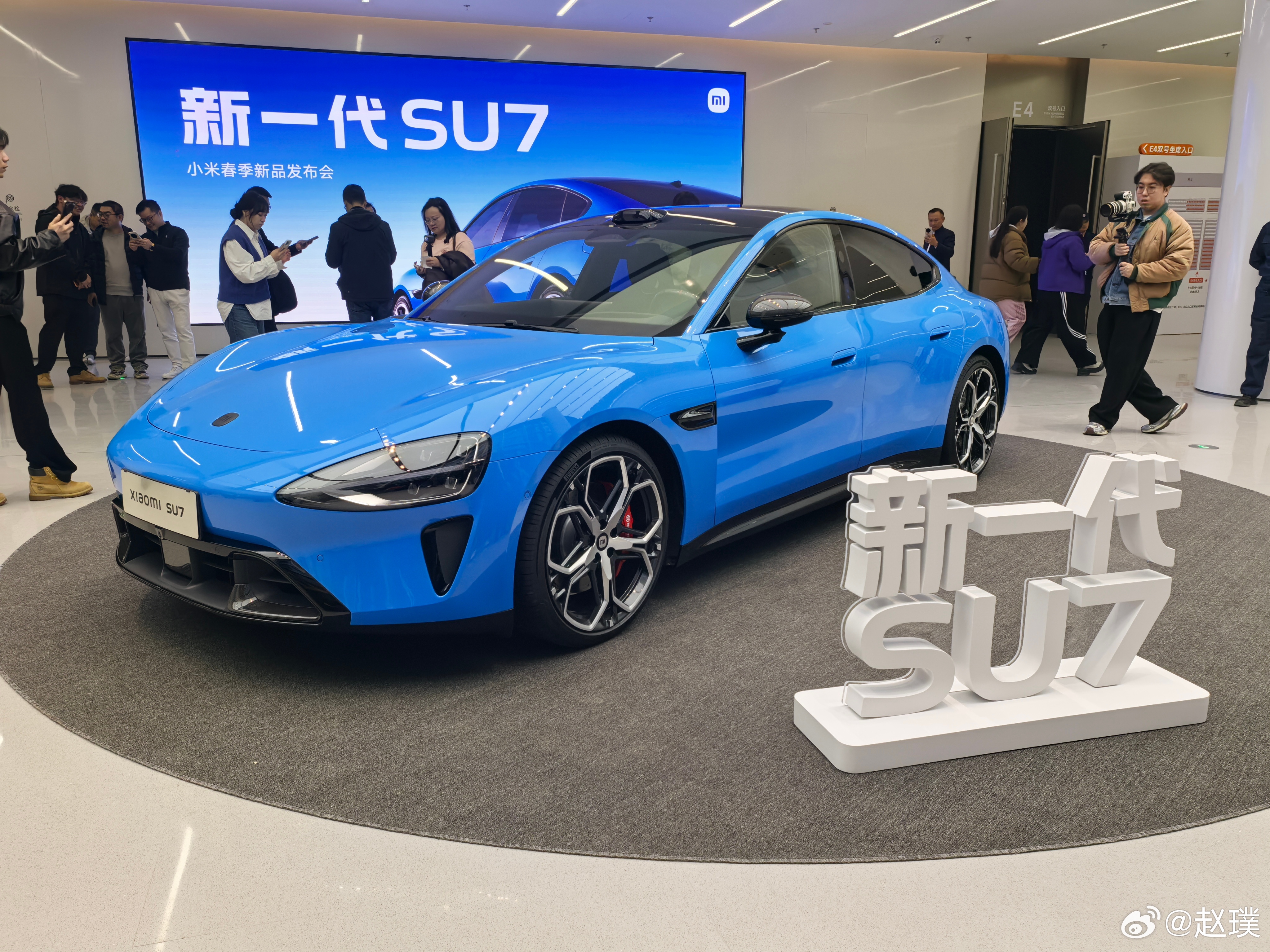 价格发布之后，再来看看实车新一代SU7全系搭载V6s Plus 小米超级电机、激