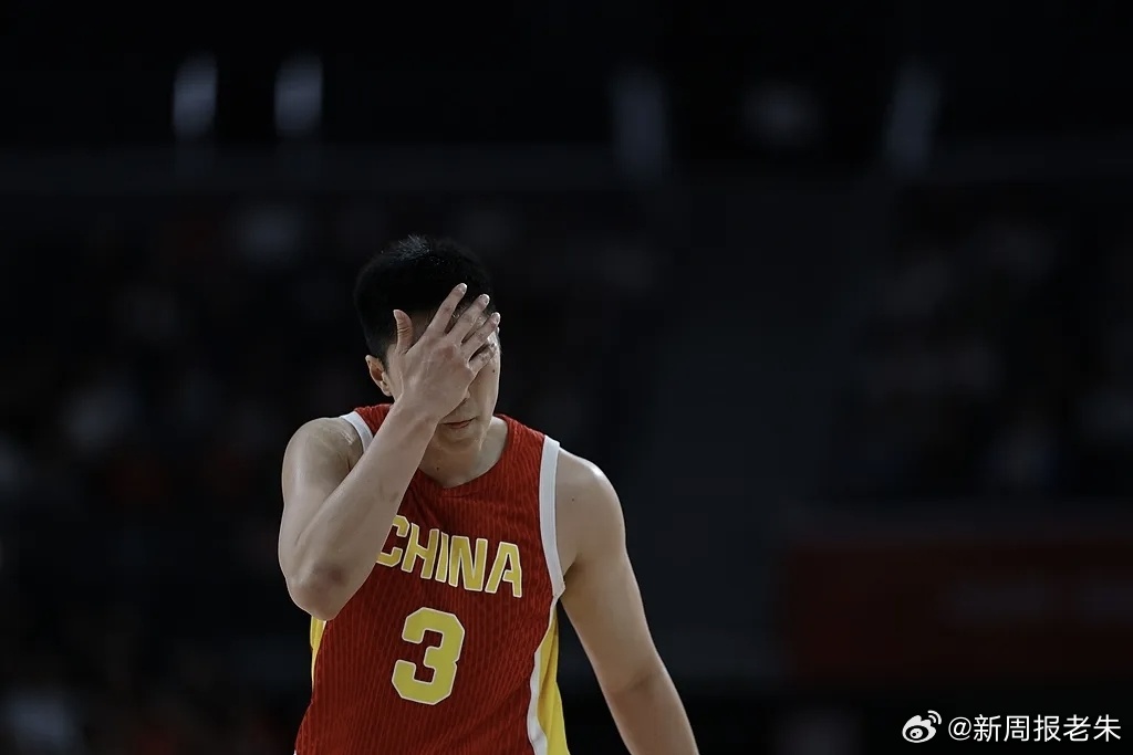中国男篮失利反思中国男篮真得让人失望，输，也不至于这么大的差距吧。不破不立，散了