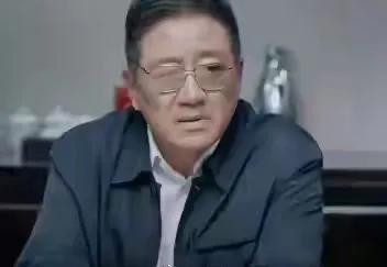 感觉韩局这一把演技完胜，丁勇岱和于和伟演的都包浆了，一个演戏靠吼，一个靠接着奏乐