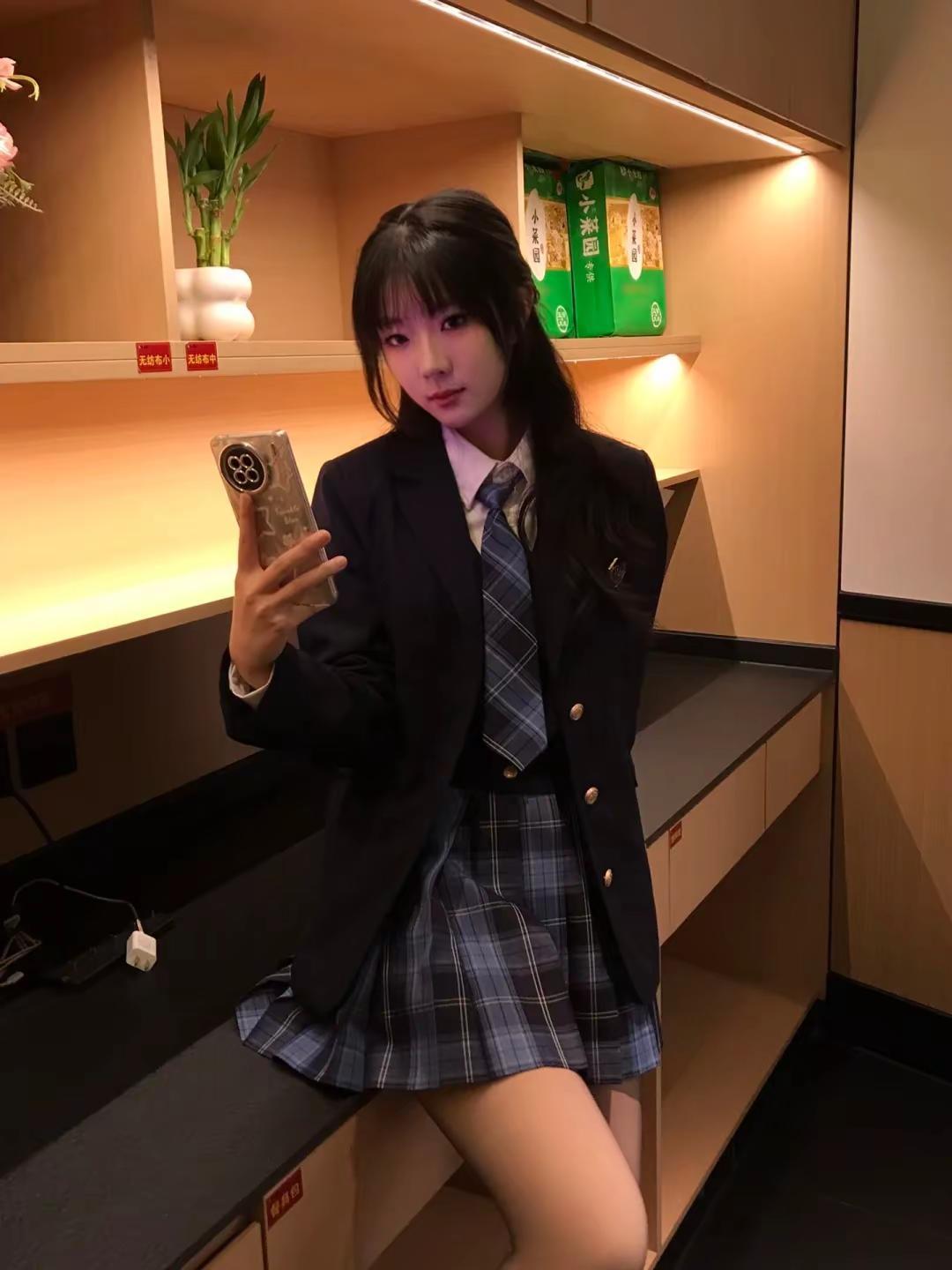 ⦮_  ̫ _⦯ 或许，你喜欢小猫吗