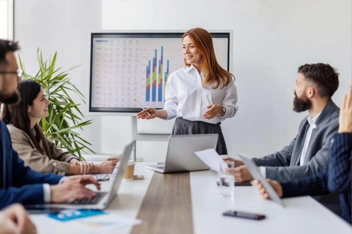 南京“双中心”能否化解SHEIN新加坡总部的风险？
据海外媒体报道，欧盟委员会正