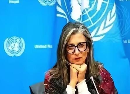 联合国里头，终于出了个敢硬刚的“女战神”！一个叫阿尔巴内塞的女人，在全世界目光下