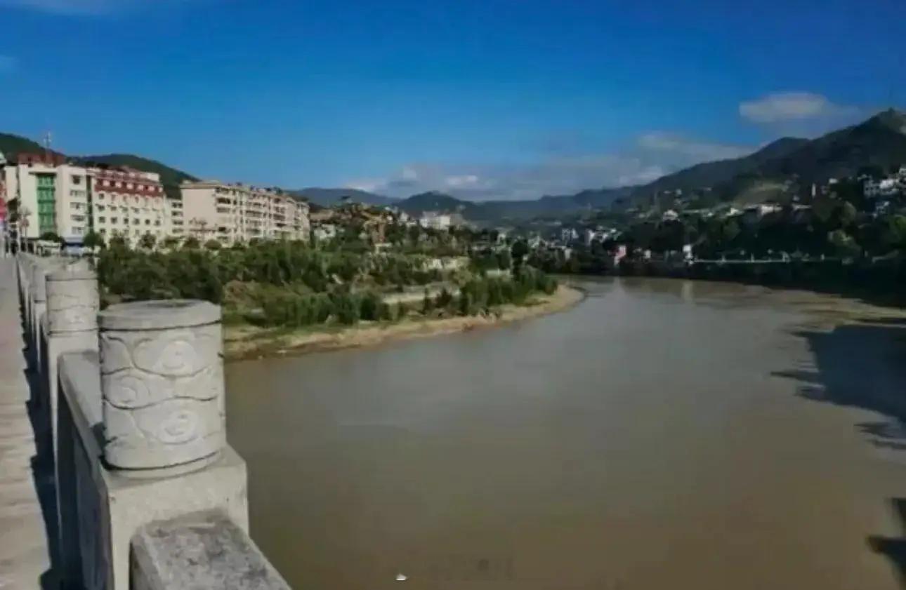 结婚当天新郎跳河事件后续，到底发生了什么新郎结婚法律[超话]律师[超话]律师 “