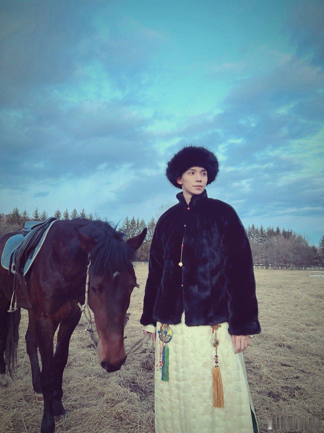 反派跌断脖子我嫌脏了台子 柳清河这角色够饱满！用亲人换声名，扮名伶放纵，戏台身份