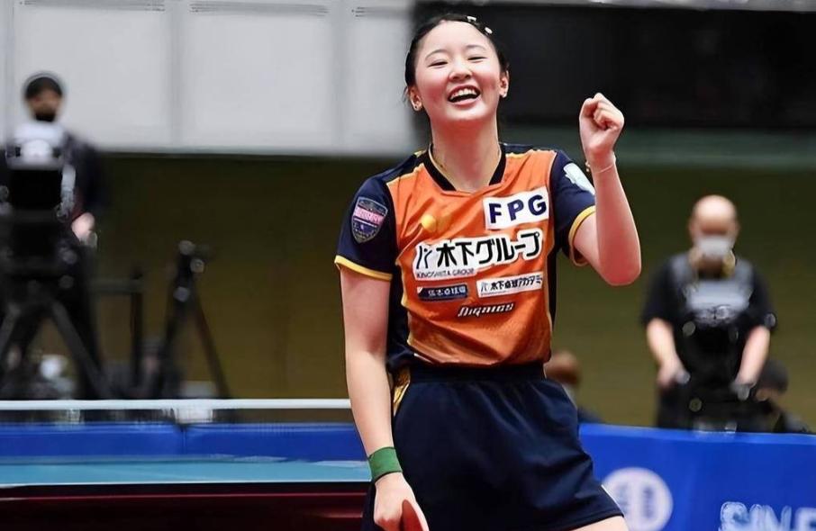 谁都没想到萨格勒布站女单决赛能打出这么刺激的翻盘大戏！18 岁生日前夕的张本美和