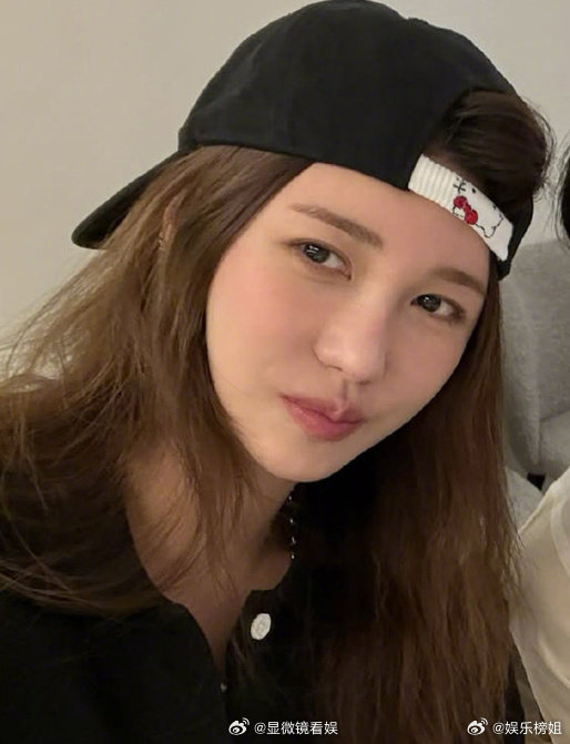 46岁的李智雅 谁敢相信欧尼已经46碎了！！李智雅这是满46减20吧，状态也太好