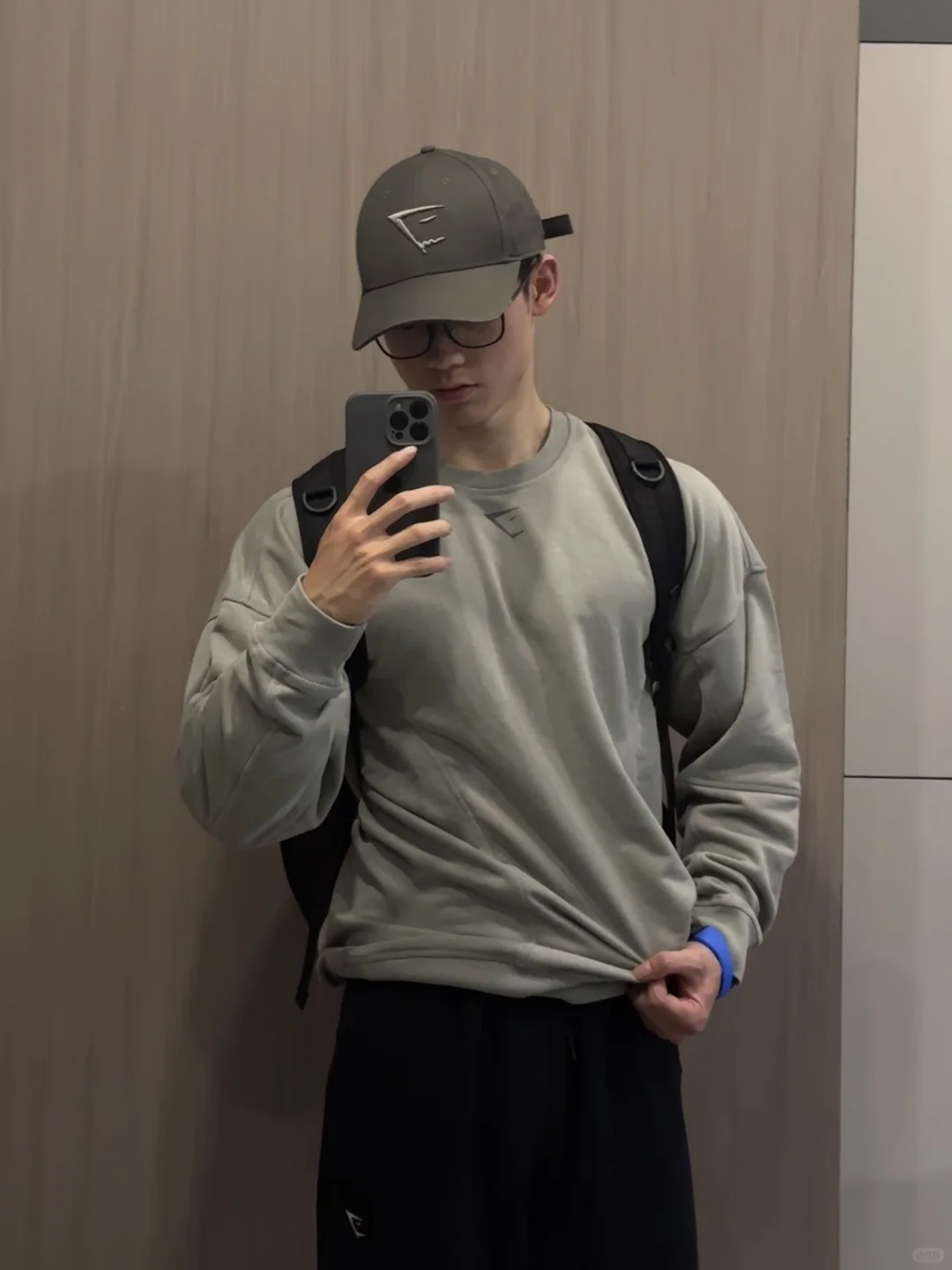 又到了穿卫衣的季节