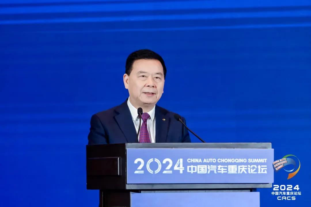 前段时间，关于车企是否要“内卷”的话题闹得沸沸扬扬。不过随着中央首提“反内卷”，