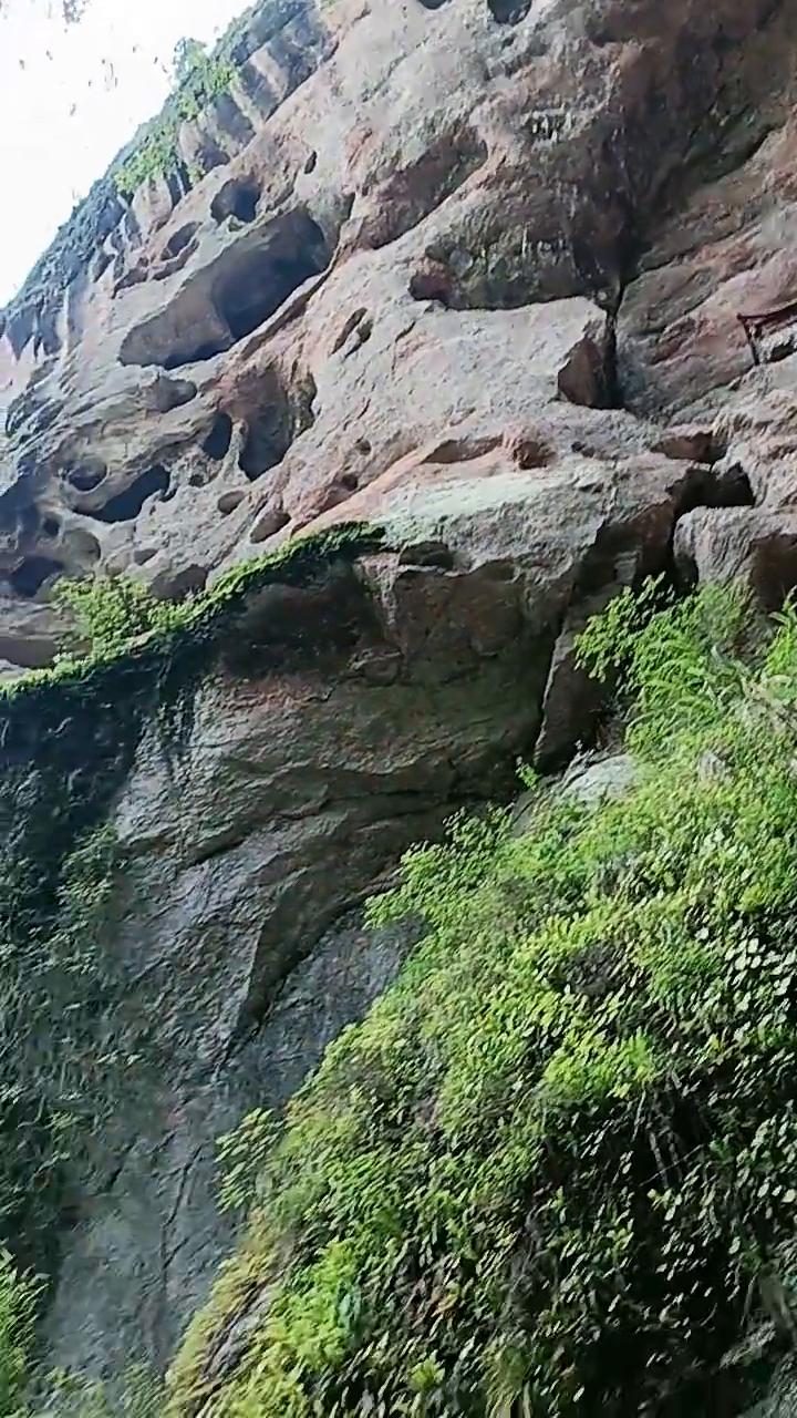 最好的休息不是躺在床上，不是窝着沙发上，不是宅在家里，而是要到大自然当中来吸取山