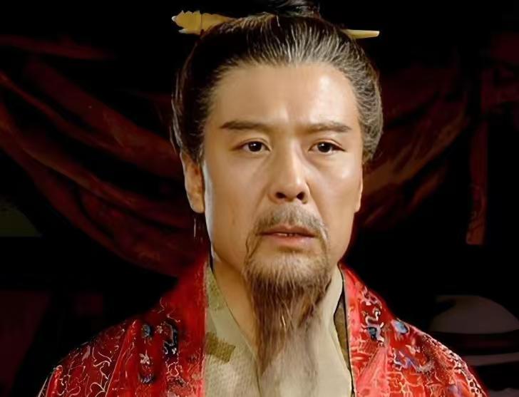 今日话题：刘裕和刘备谁能力更强？？？

网友甲：两个人起点都会低，刘备能力一般但