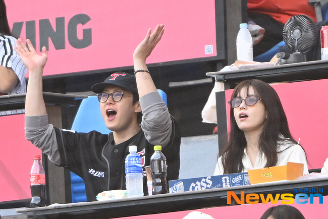韩剧你的球场韩孝周x孔明售前！男女主今天一起去看了棒球赛⚾️剧情&人设👉图6 