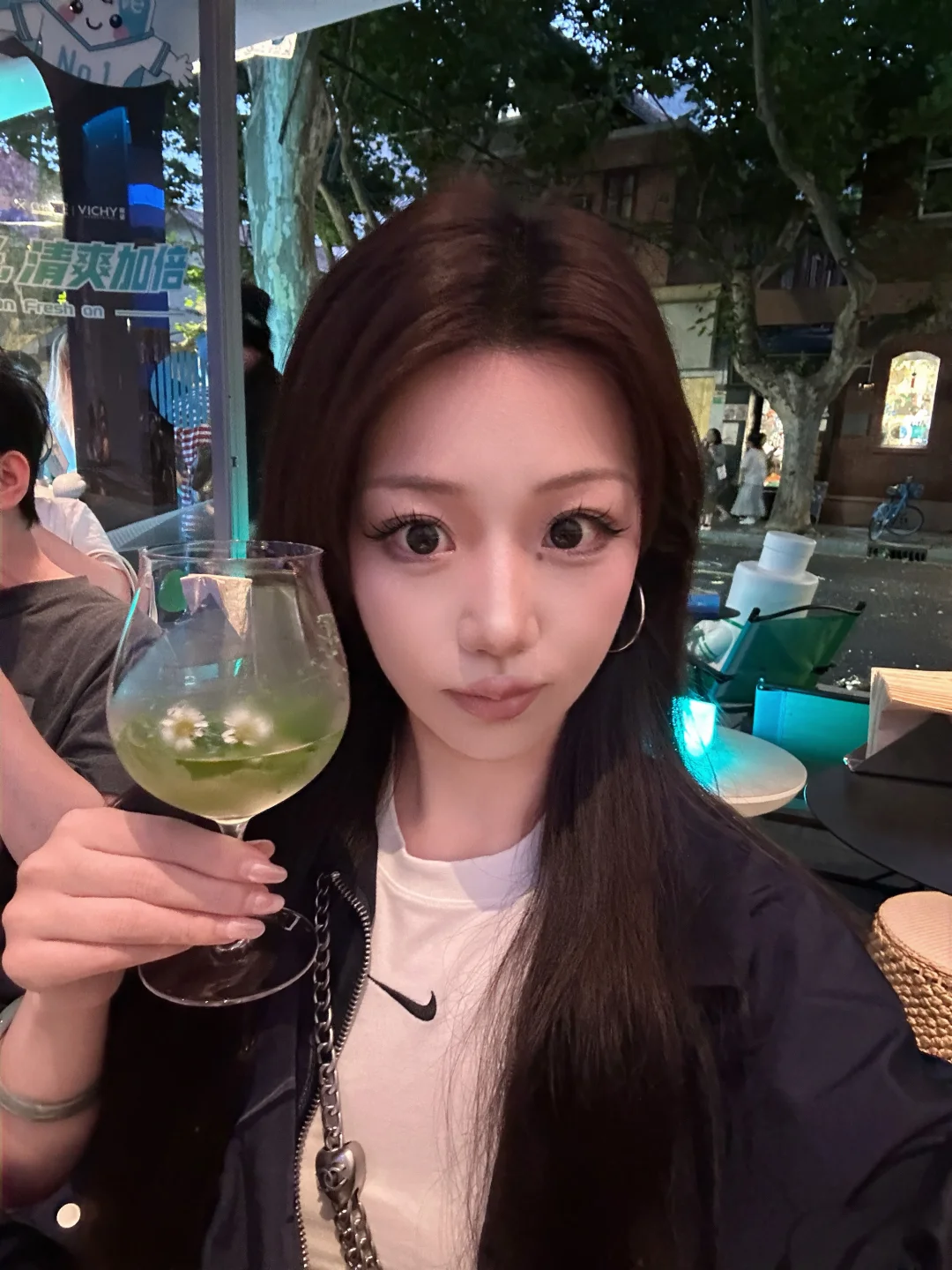 小花装进杯子里🍸