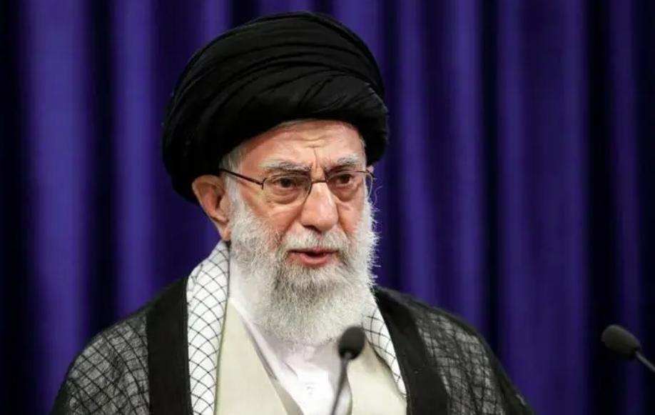 哈梅内伊现在面临怎样的困境?

伊朗领导哈梅内伊现在担忧的一件事就是，对以色列的