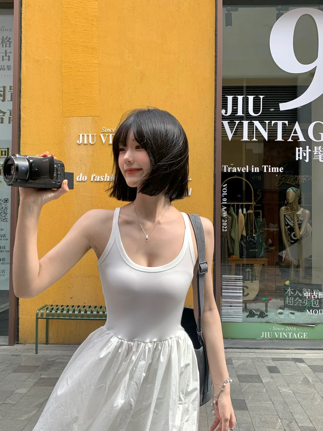 出门硬控姐姐三秒