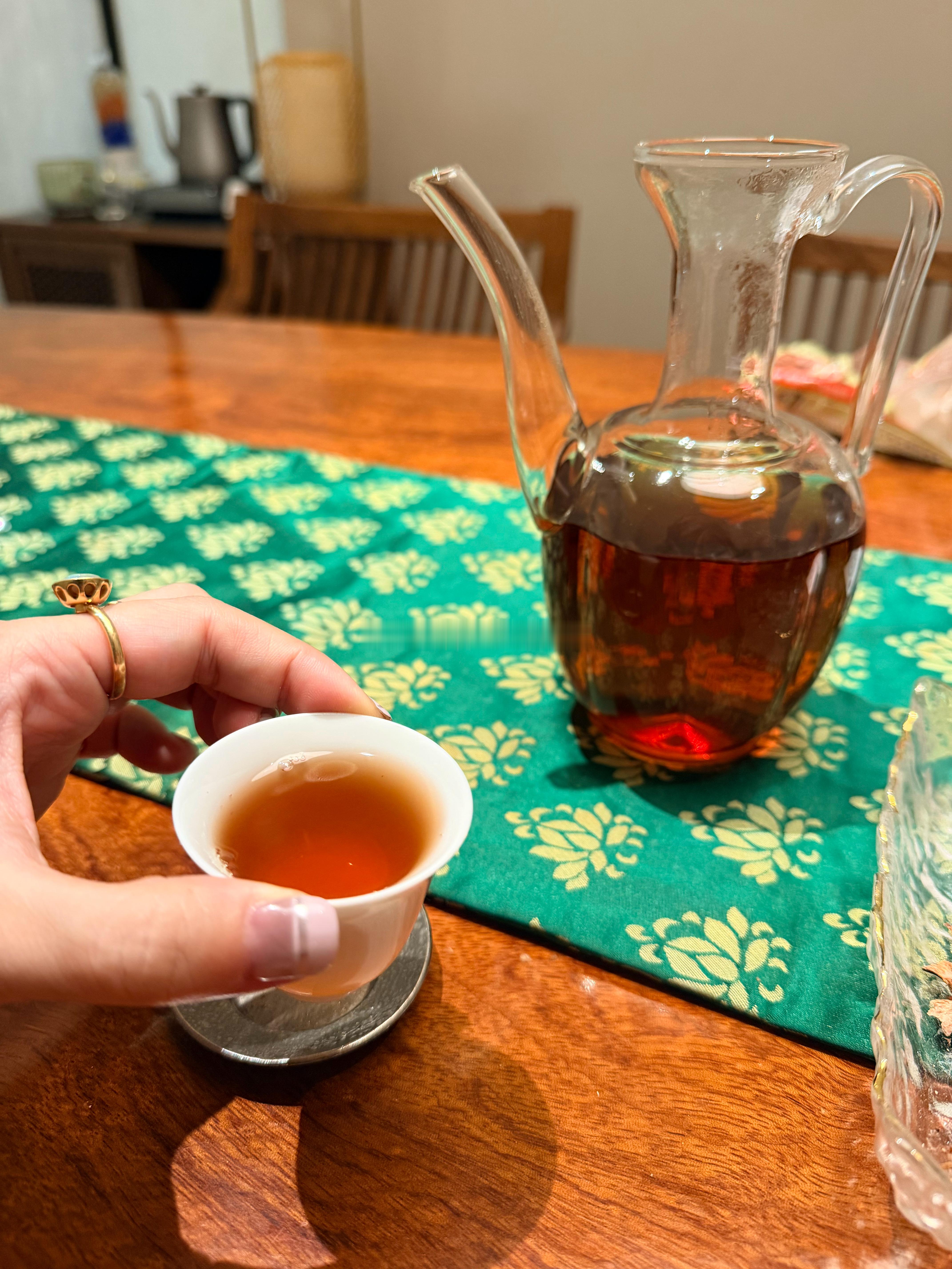 喝茶 