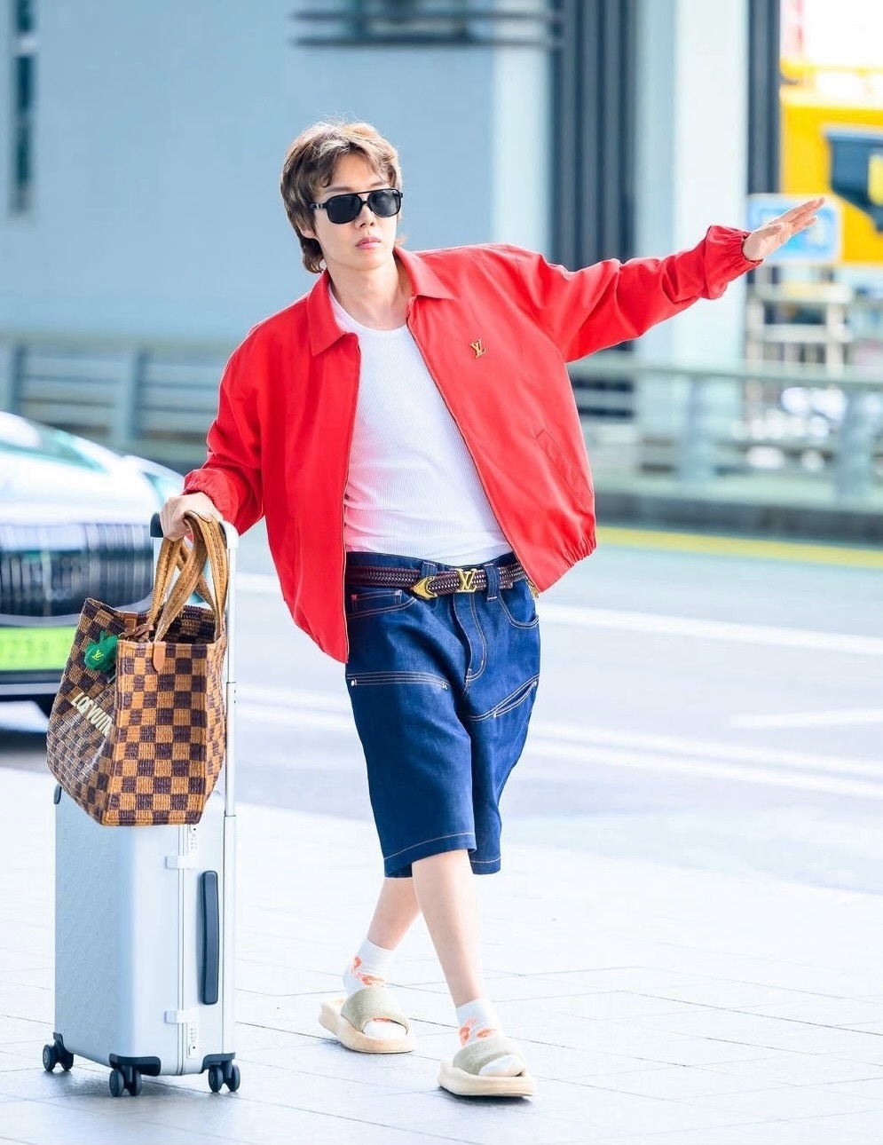 Louis Vuitton 2027春夏男装大秀 巴黎男装周 王嘉尔 / 朱一龙