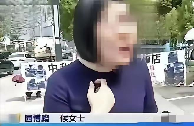 云南昆明，一女子花120多万买了一辆奔驰车，没曾想新车被送去贴膜时，4S店竟然私