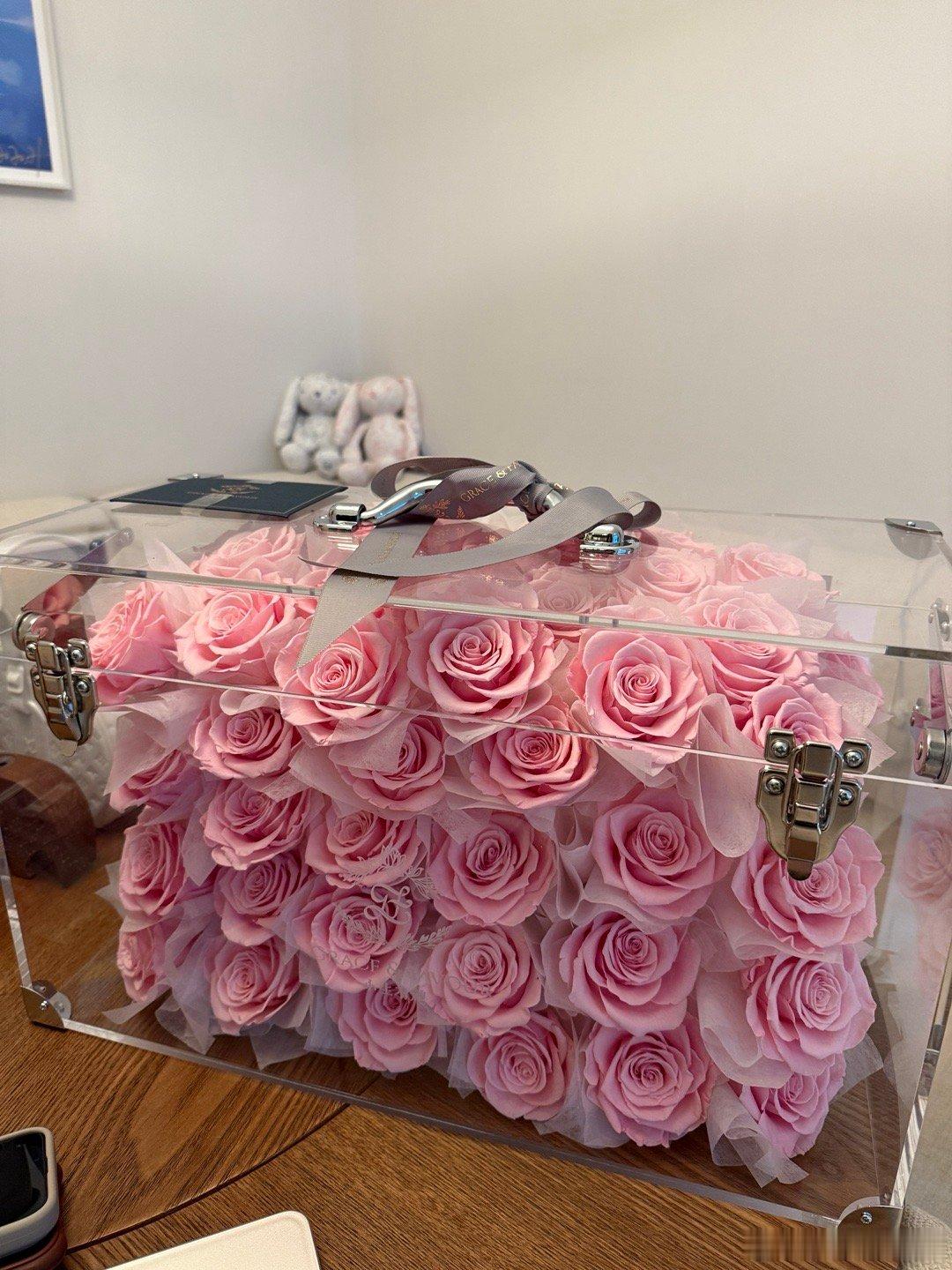 嘿嘿 不谢的花花 我喜欢💕 