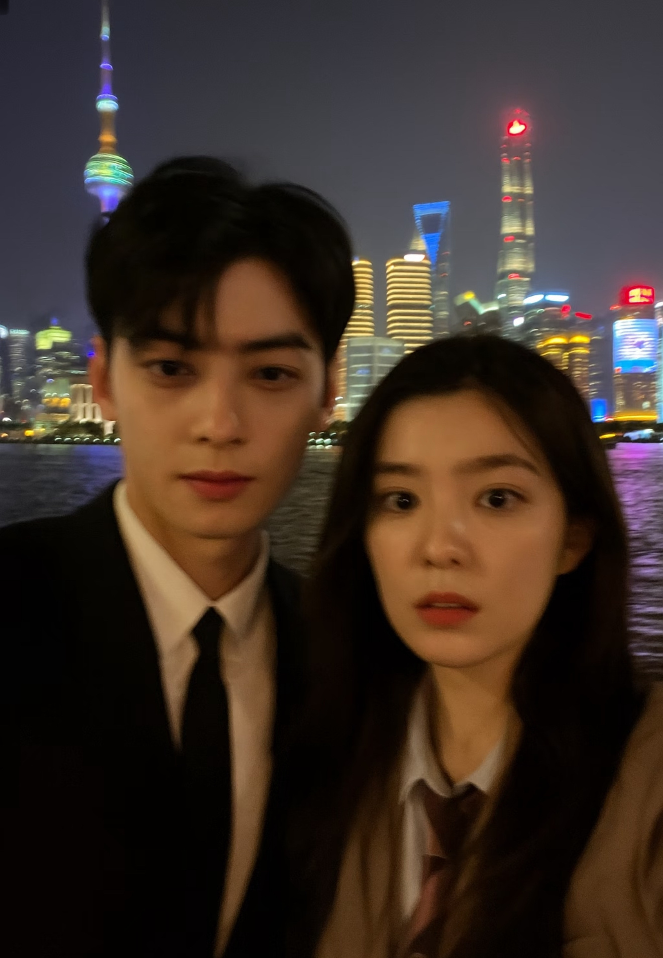 当车银优和裴珠泫同框。。🇰🇷国旗的正反面 ​​​