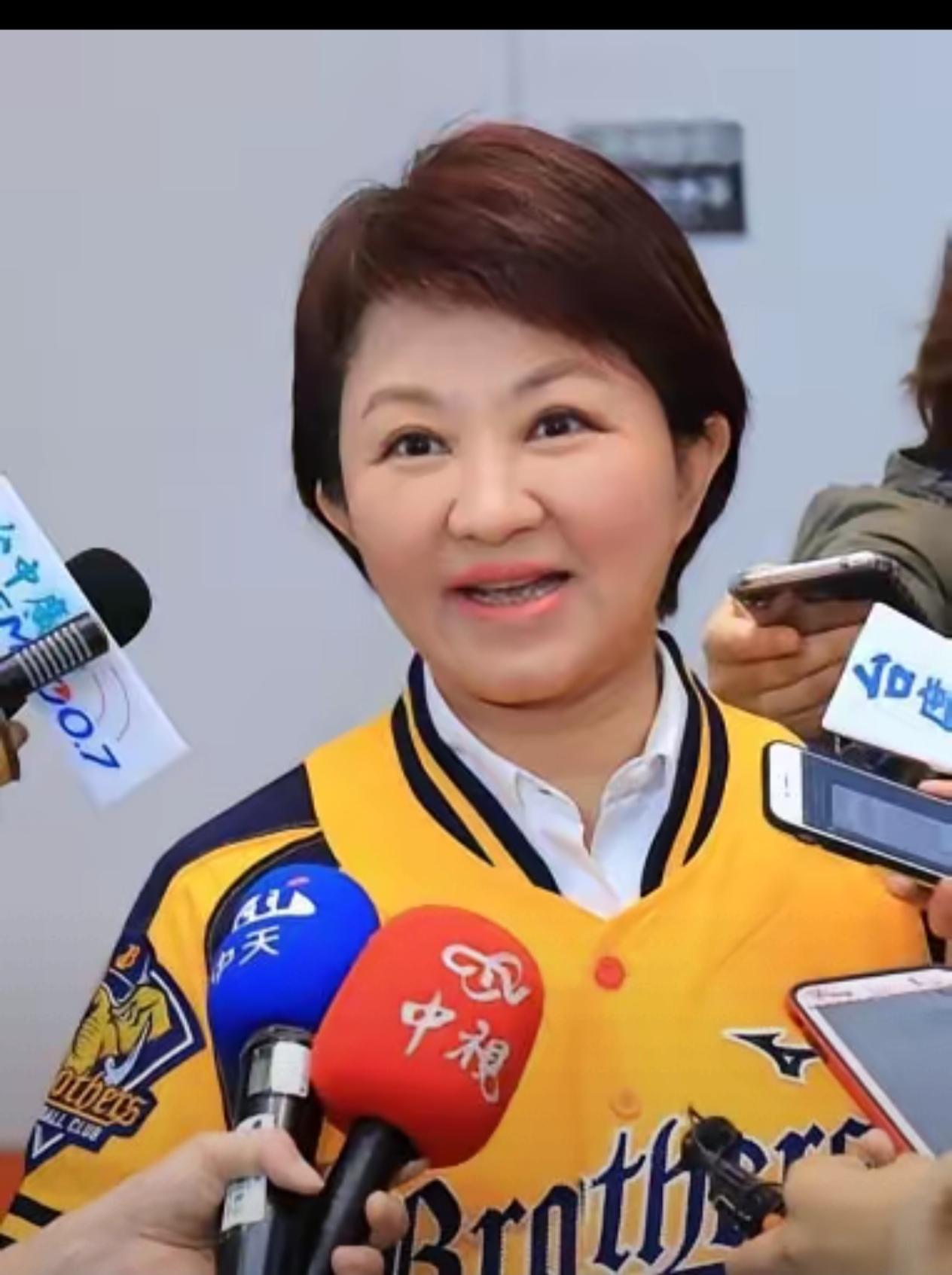 台中市长卢秀燕访美，大谈“和平必须建立在实力之上”，归根结底还是为了跪舔讨好美国