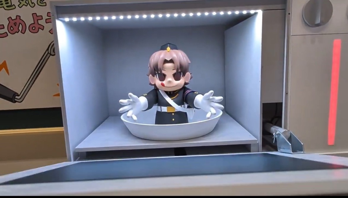 FGO 科学部的微波炉打开后，出来的是绮礼酱，还会说：要加热吗？ 