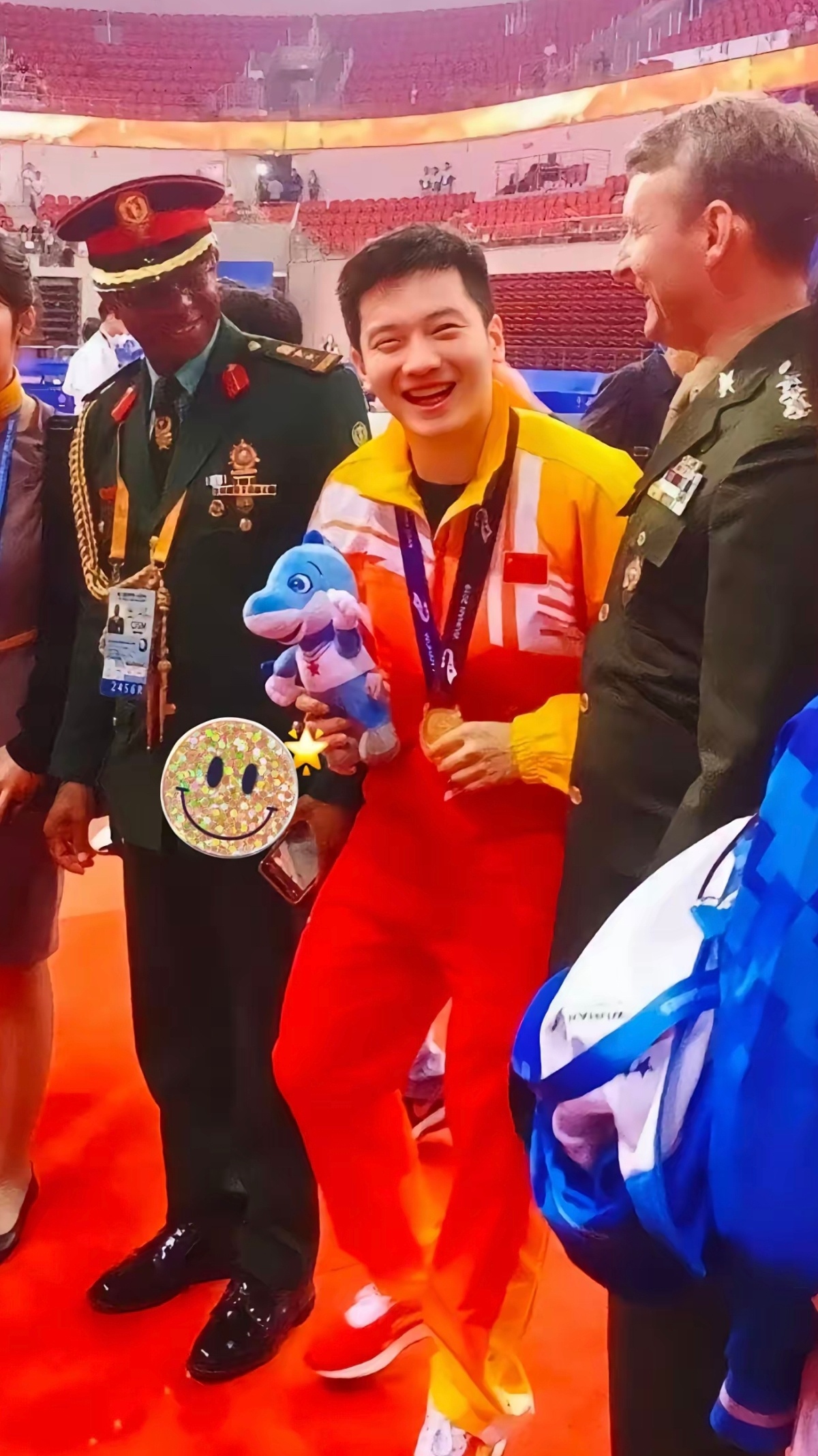 能让各国军人眼中露出宠溺含金量不言而喻。 