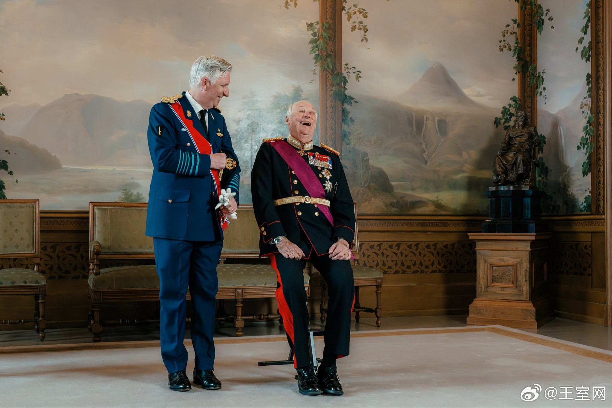 挪威王室比利时王室 🇳🇴🇧🇪表侄儿菲利普国王和表叔哈拉尔国王说了啥？老国