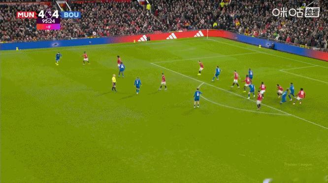 拉门斯立功了！！！用脚挡出了近距离的头球攻门！！！曼联vs伯恩茅斯 英超联赛