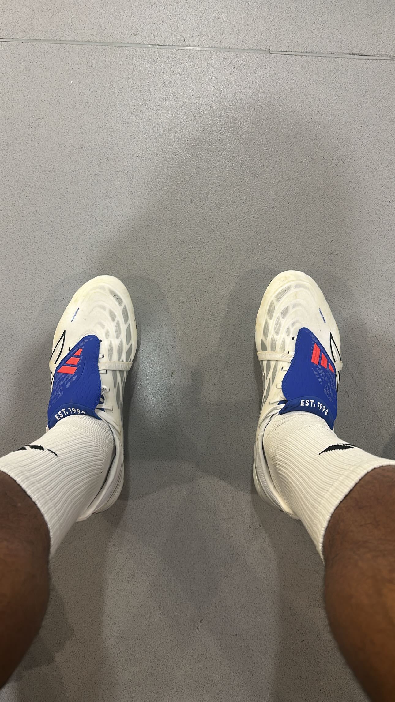 上脚了个人系列新鞋贝林厄姆