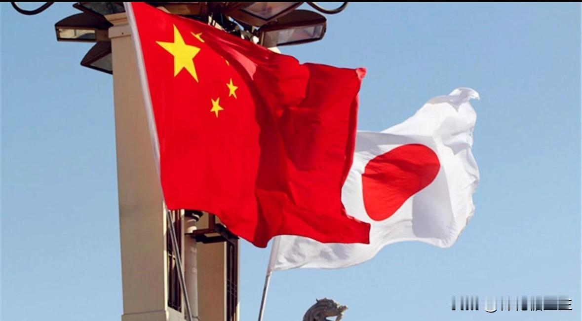 就在昨天
日本当局重磅表态了！
绝不重新考量国会相关答辩，理由还是那套“紧急状态