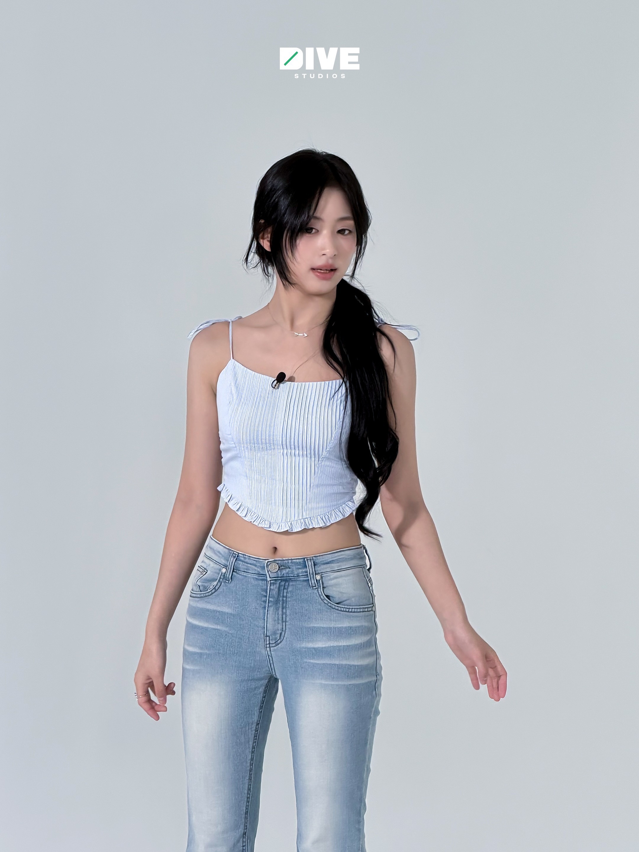 BABYMONSTER x HWAITING更多BABYMONSTER精彩片段即