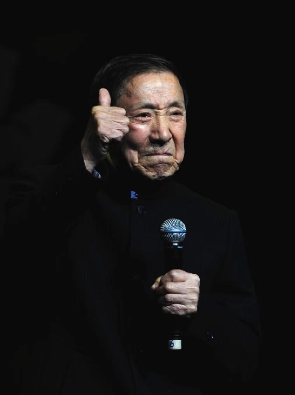 王铎：著名相声演员扬振华昨晚逝世
朋友们，昨天晚上1月19日21点半，著名相声演