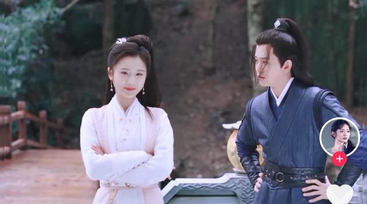 我在《暮白首》喜欢上张慧雯的，佩服自己在任嘉伦这部被刻意压低声量的剧中发现这个颜