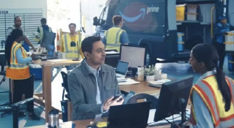 【亚马逊回应拟裁员1.4万人】 亚马逊三年累计裁员超2.7万人 近日，据央视新闻