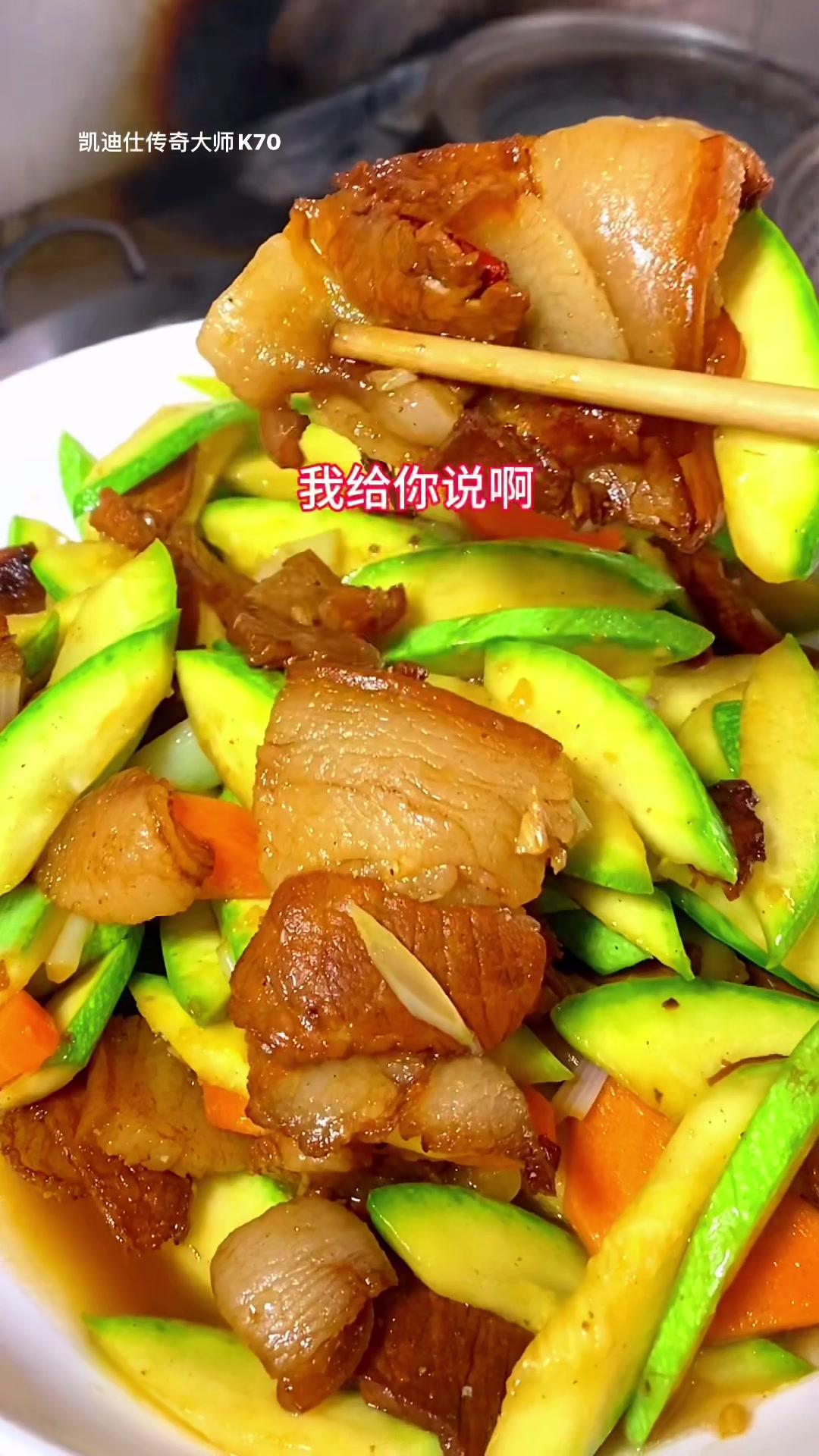 🍳西葫芦炒肉，一道家常菜，做法简单，美味可口！  🍳做法： 1️⃣...