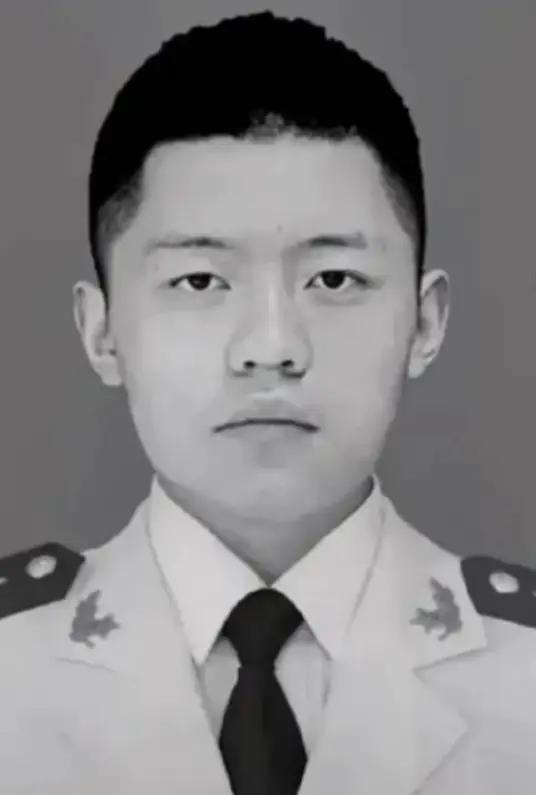 常瑞昭（1999年11月-2022年3月1日），男，汉族，陕西渭南人，中国共产党
