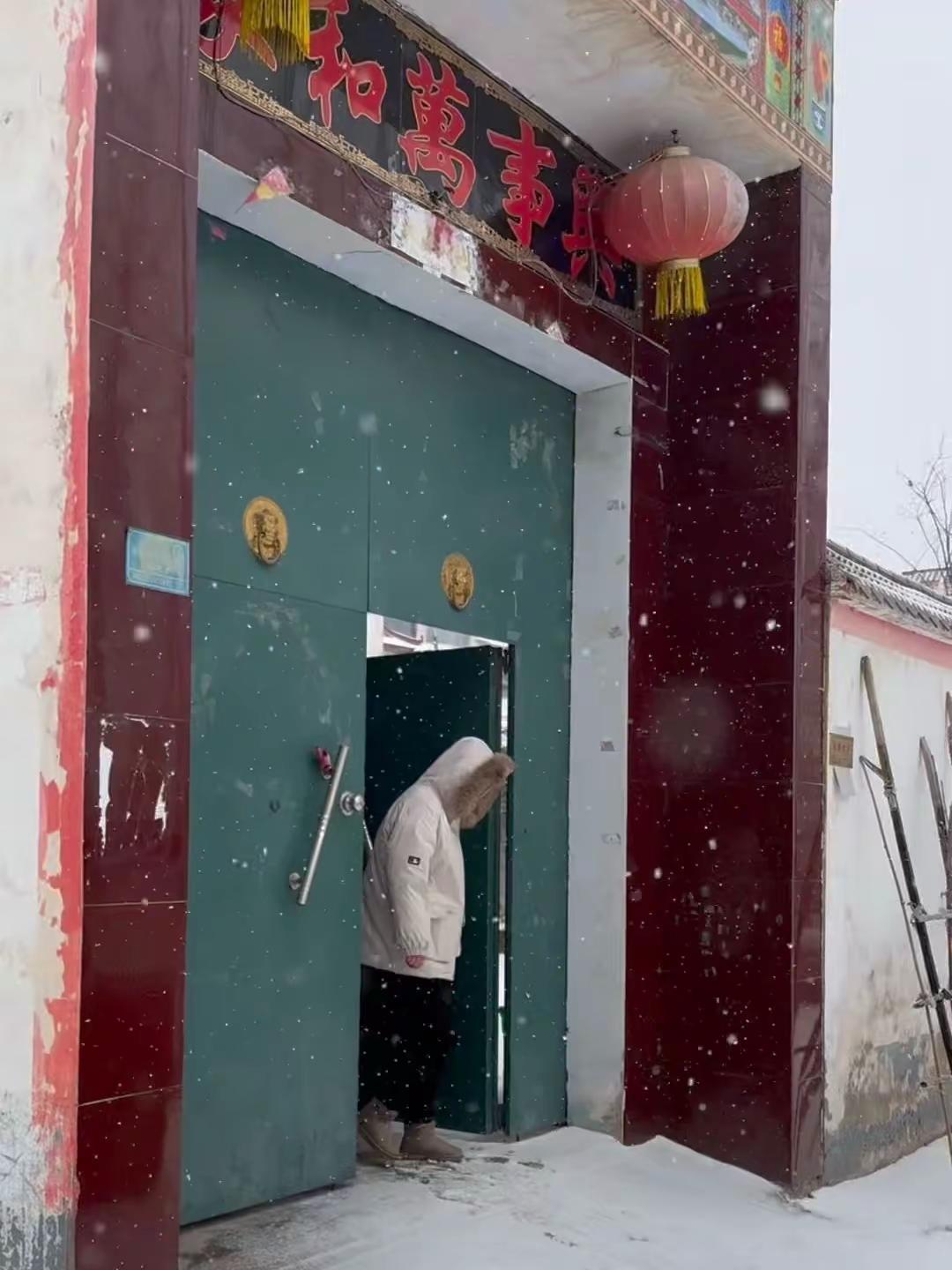 怎么偶尔听到老歌时 忽然也晃了神