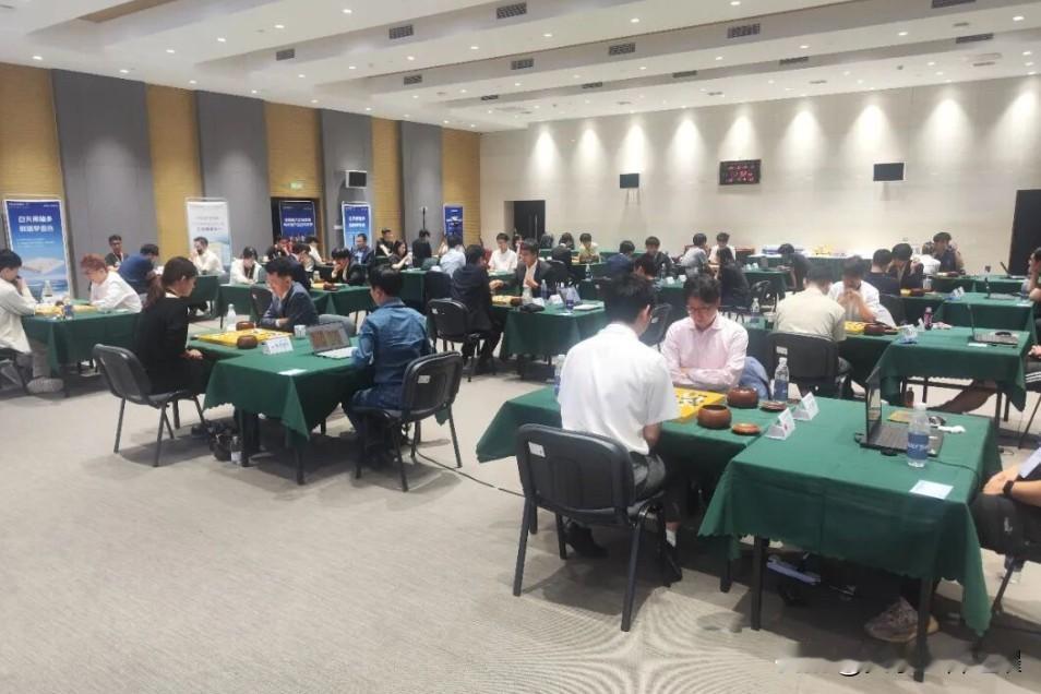 第六届梦百合杯世界围棋公开赛本赛第二轮比赛结束，16强诞生，其中中国棋手13名，
