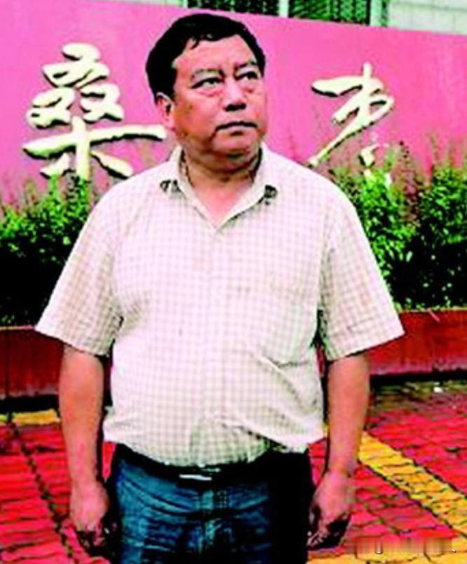 18年前汶川地震，救下2300多名师生零伤亡的校长，却只多活了3年。提起地震，众