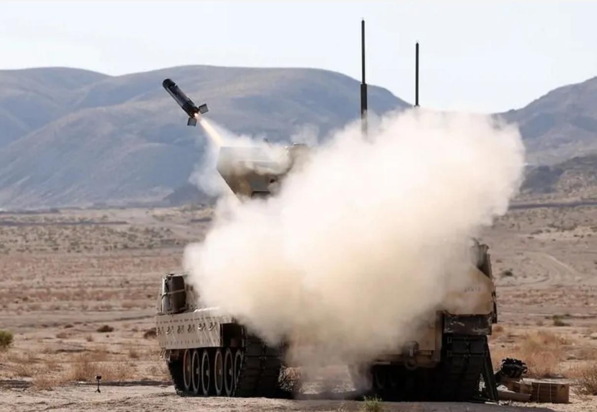 美陆军将开发“低空潜伏与打击弹药”，以实现对敌人顶部攻击能力
 
日前，美国泰克