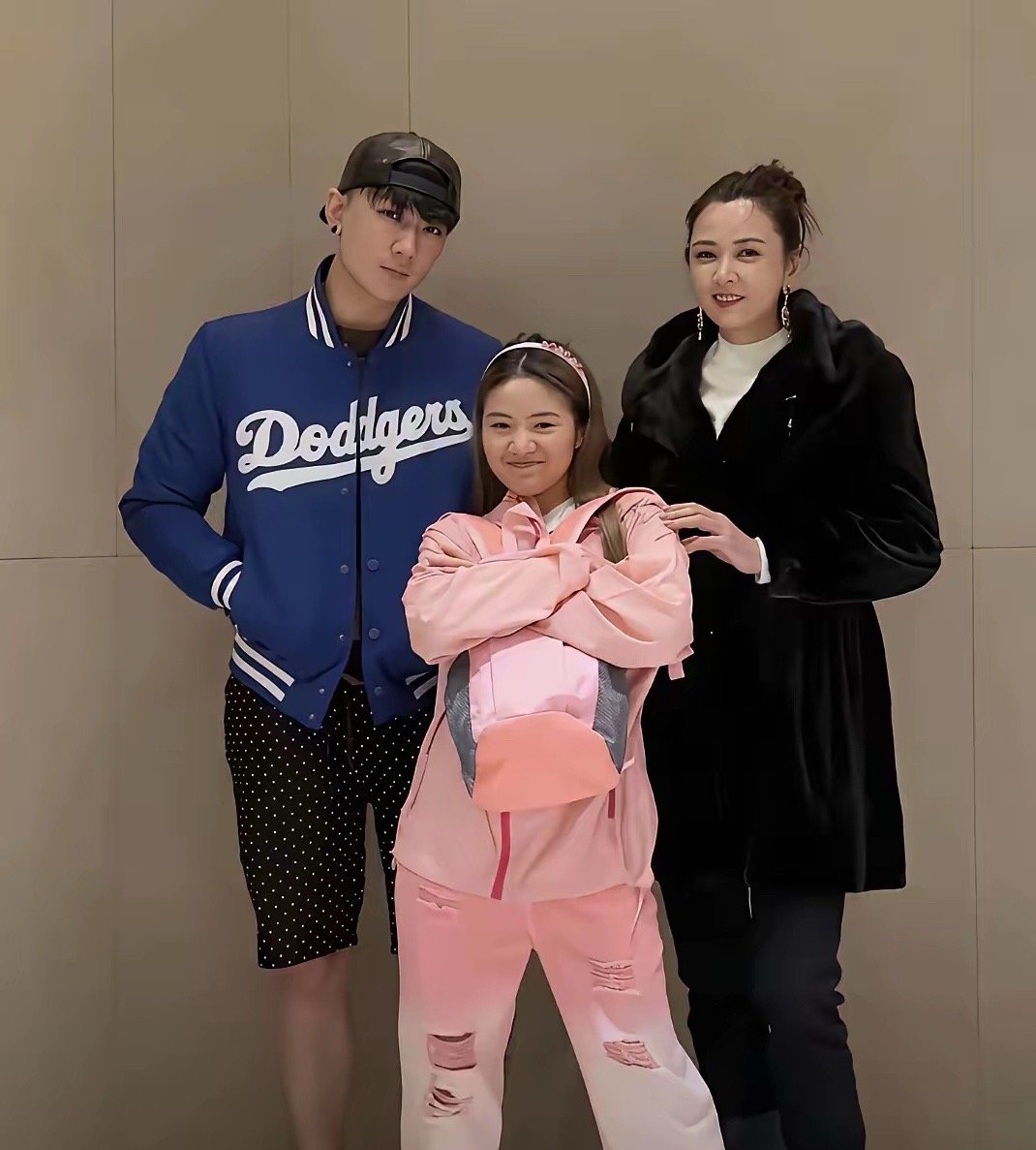 崔晋和李勒优理念不和暂时闹僵其实与其说崔晋和李勒优闹僵，不如说是长久以来的相处模