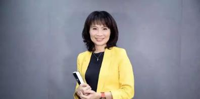 台湾知名媒体人陈凤馨怒斥侯友宜：你口口声声要求郑丽文向大陆要对等，尊严。
你怎么