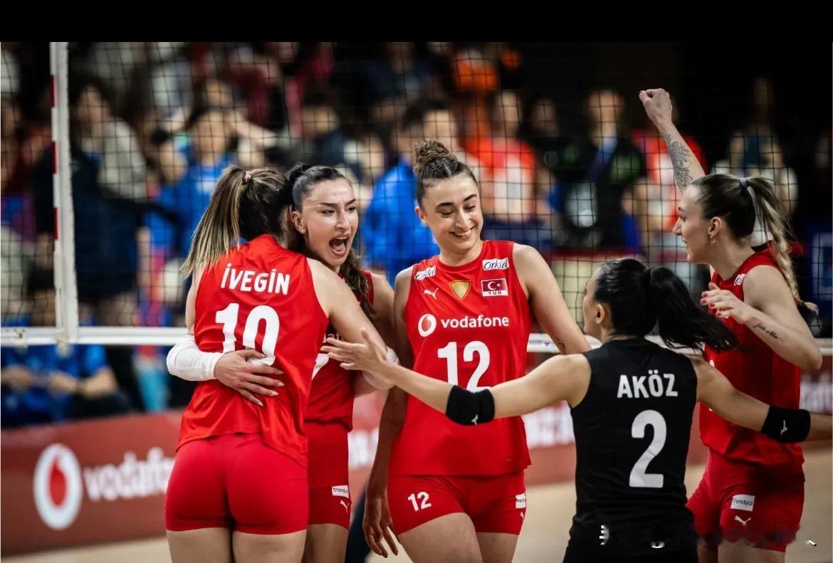 #世界女排2024VNL# 
2024年世界女排联赛VNL分站赛第一周土耳其🇹