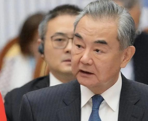 中国跟伊朗的通话已经结束了，中国不派兵！
中国与伊朗高层的正式通话已经顺利结束，