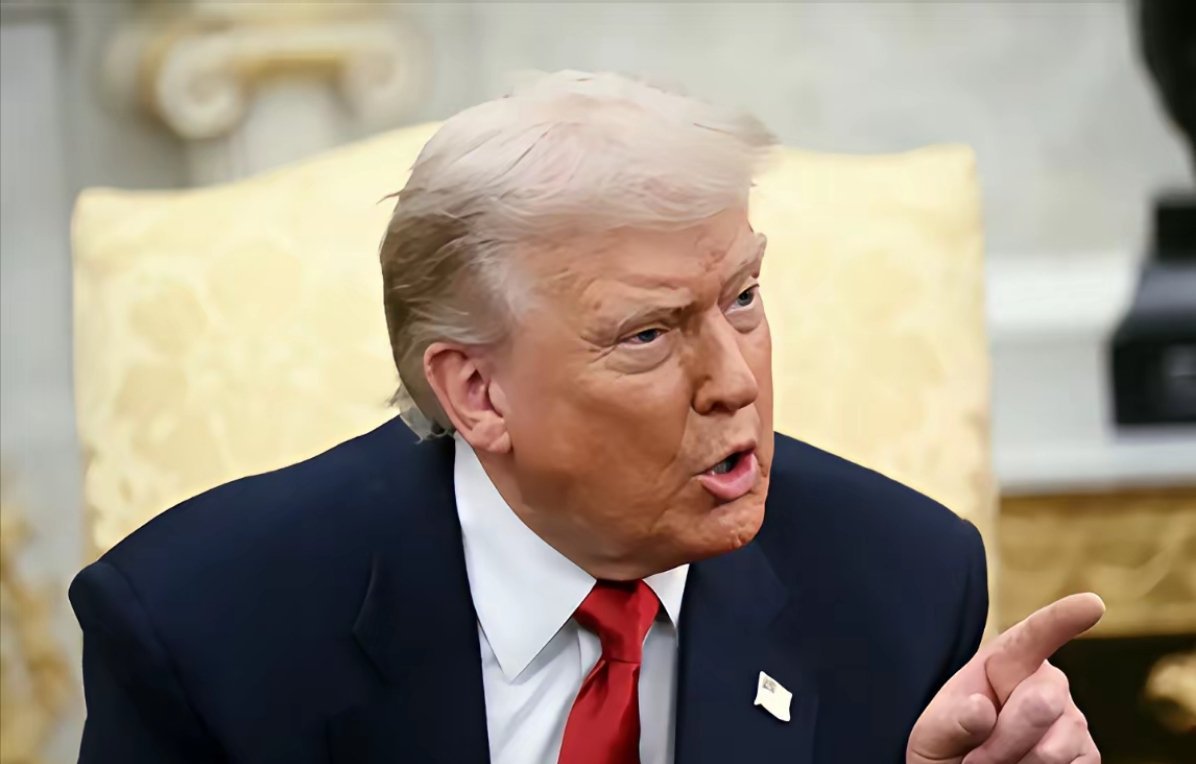 特朗普几乎把美国过去半个世纪的对华政策，骂了个遍。在他的叙事逻辑里，中国之所以强