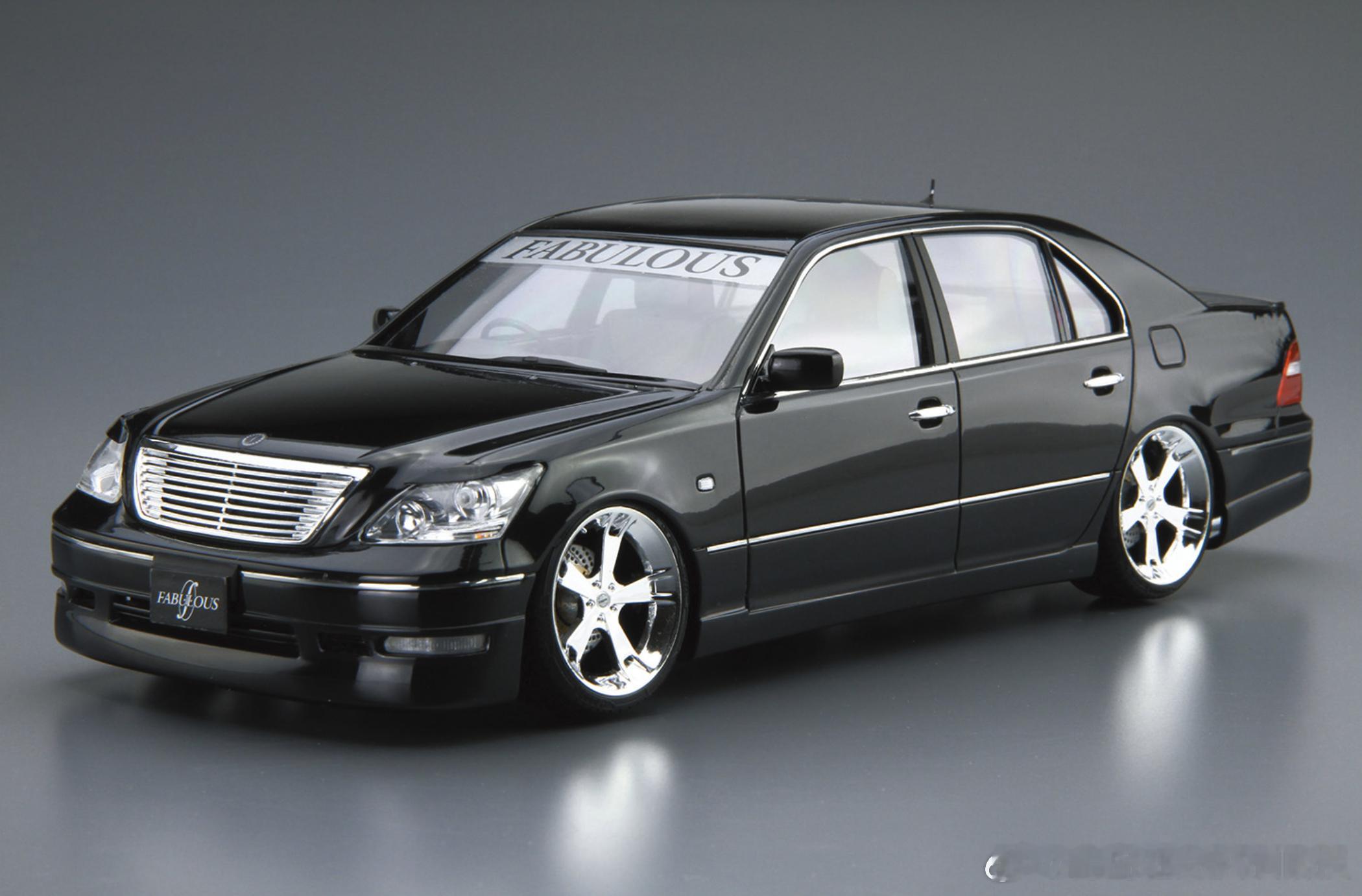 百年青岛社十月新品1/24 改装车系列 FABULOUS UCF31 CELSI