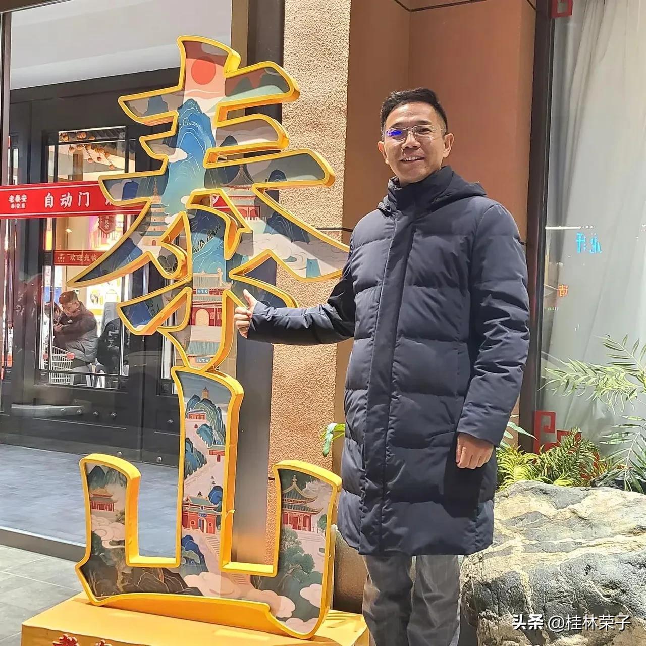 李圣老师采访38年错换人生案当事人，
再度为错换人生28年撕开一个口子，
从而推