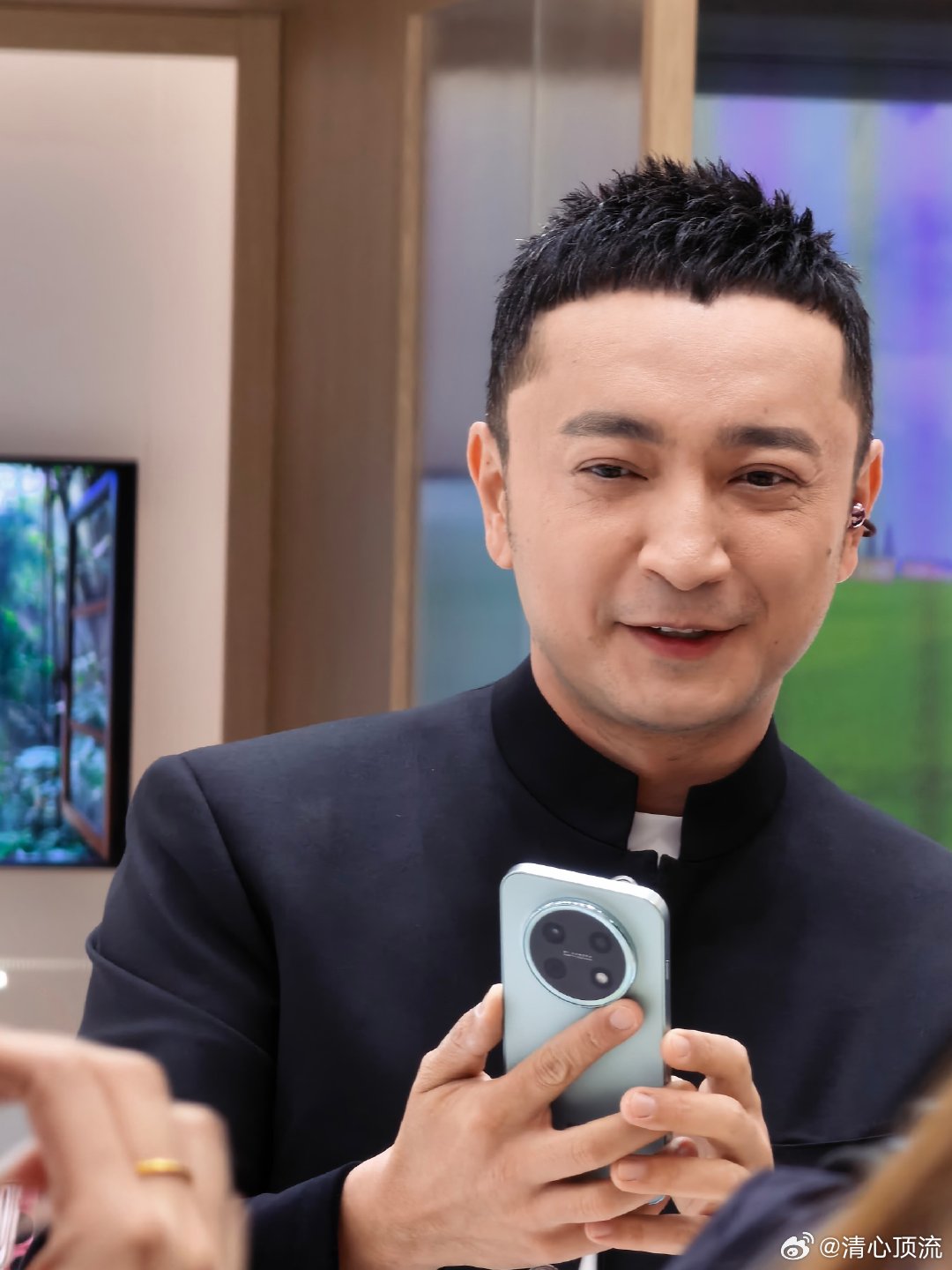 余承东官宣华为畅享90系列华为畅享全系搭载麒麟芯鸿蒙6其实这个系列的性能真的是做